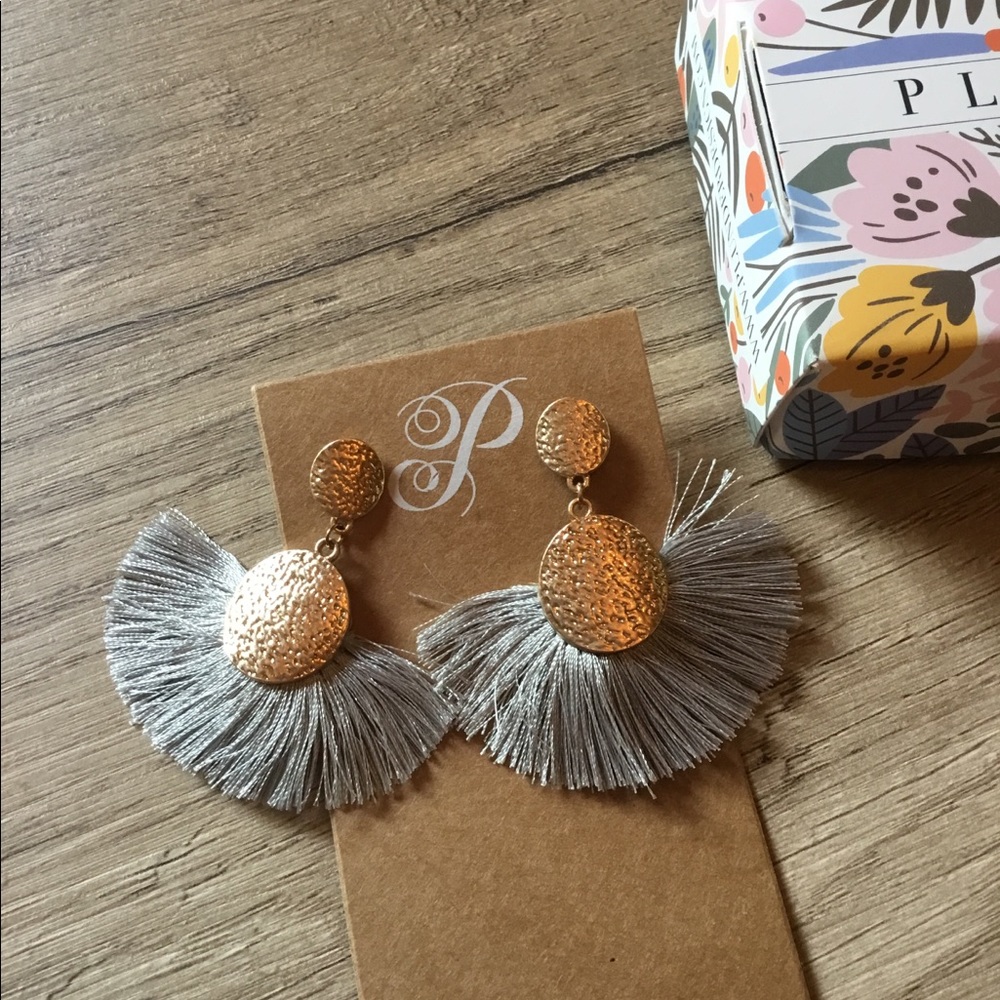 Plunder Design Gray Dan Earrings NWT